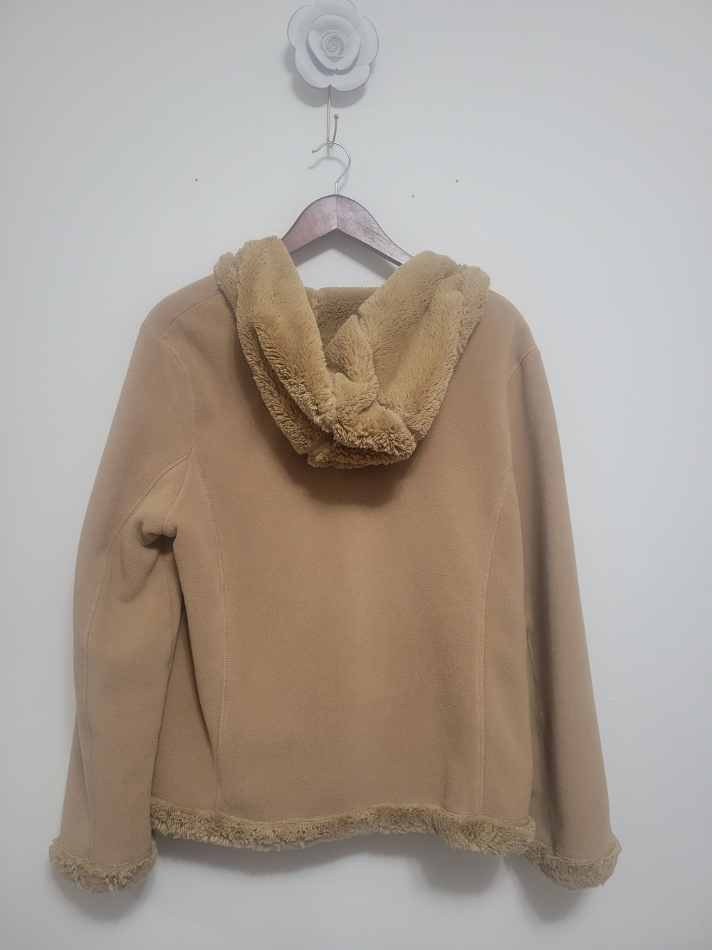 Green Tea- Cozy Sherpa-Lined Zip Hoodie in Light Taupe - Picture 4 of 8